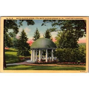 White Sulphur Springs in West Virginia 1942 Vintage Postcard SP17-23